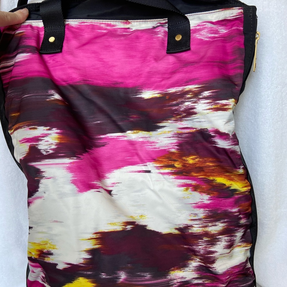 Lululemon tote bag